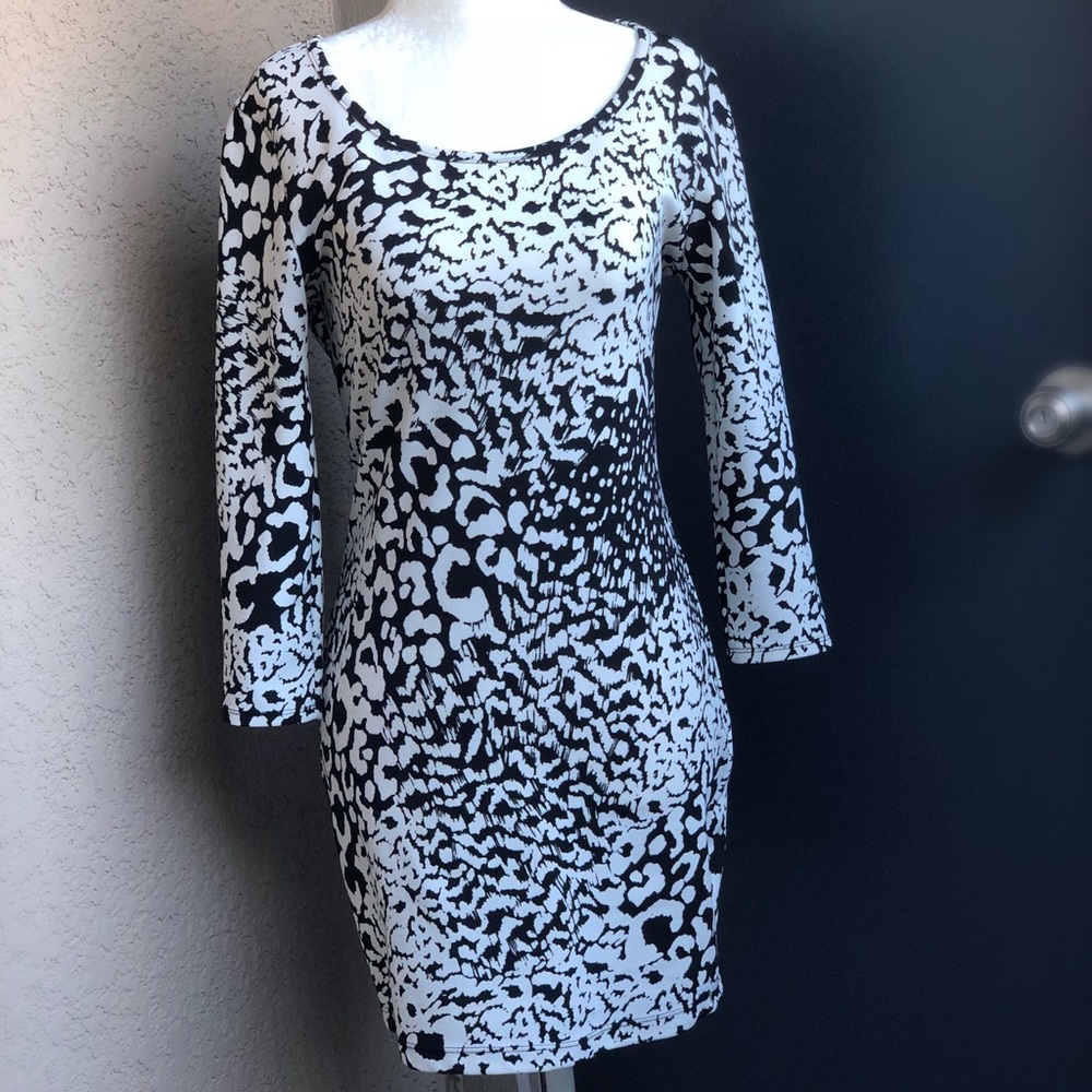 3/4 Sleeve Mini Dress